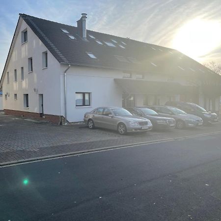 Bed4You Gaestehaus 1 Bergshausen Exterior foto