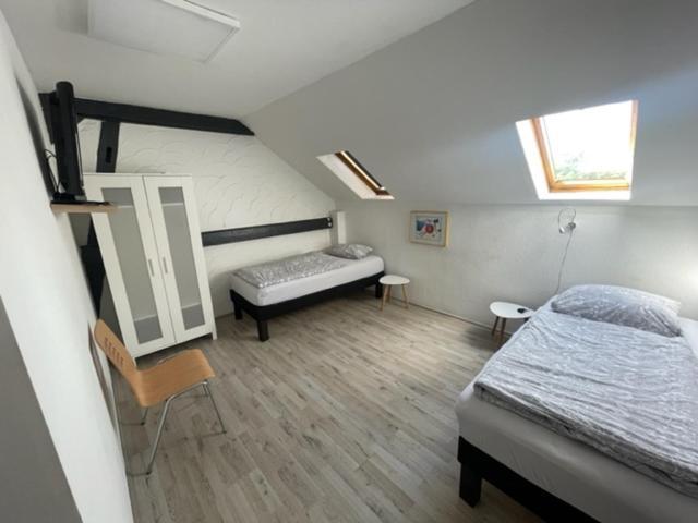 Bed4You Gaestehaus 1 Bergshausen Exterior foto